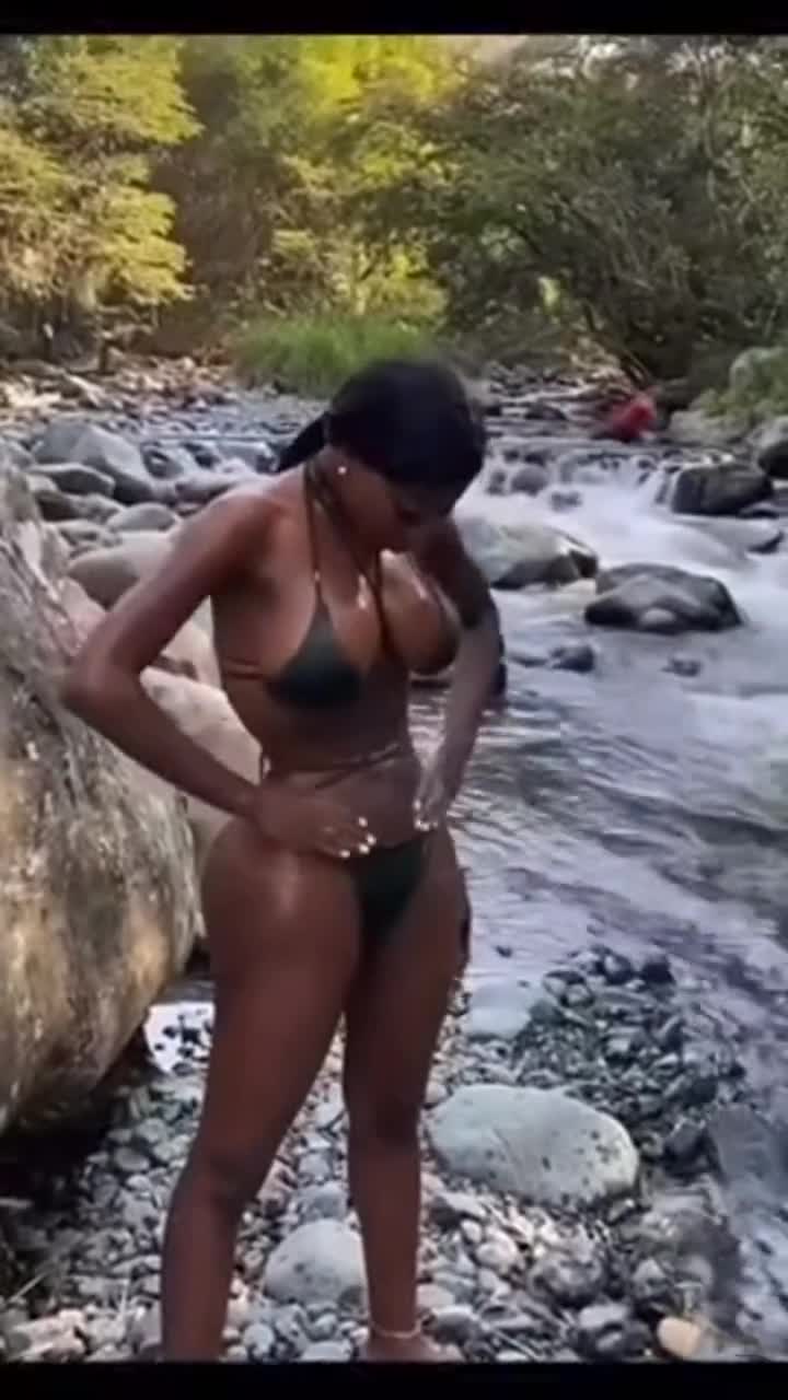 Does anyone know the name of this goddess???? : video clip