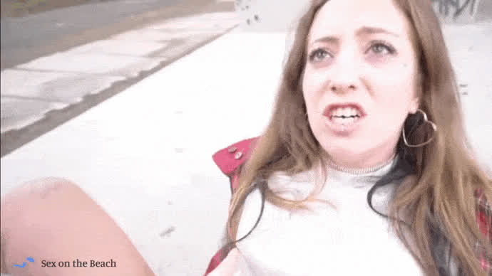 This is how easy to pick up and fuck Euro babe outdoor : video clip