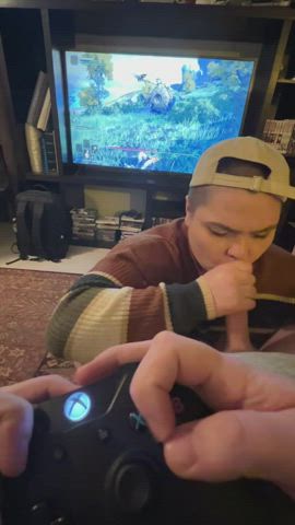 Tree Sentinel claims another cumshot lol : video clip