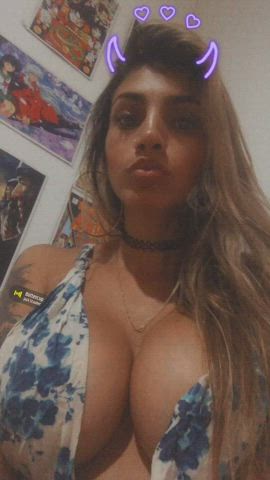 I think my boobs looking good in this dress : video clip