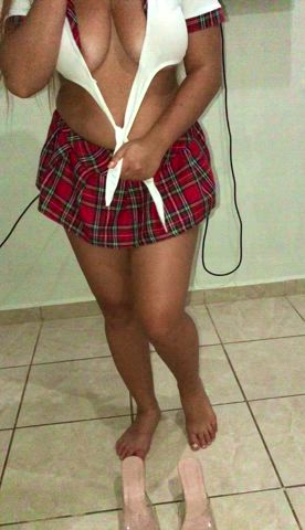 Behind the scenes taking pictures of my Halloween outfit : video clip