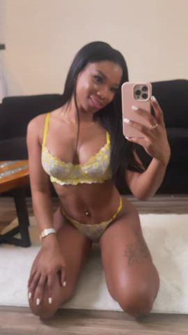 I wanna sit on your face right now : video clip