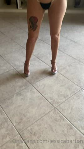 Did you like my lingerie? : video clip