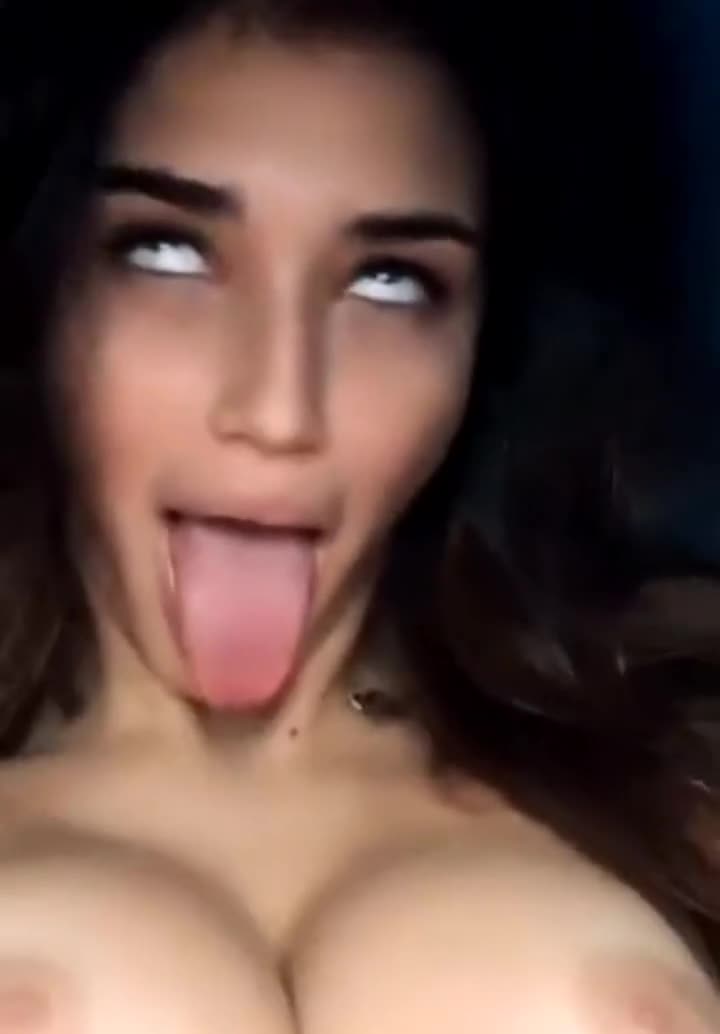 Damn cute : video clip