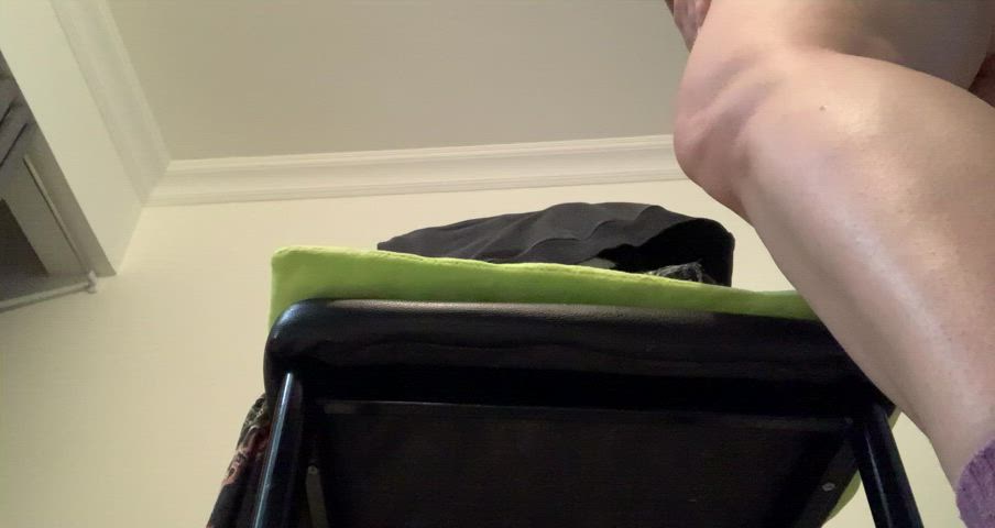 A demo version of how I'd sit on your face : video clip