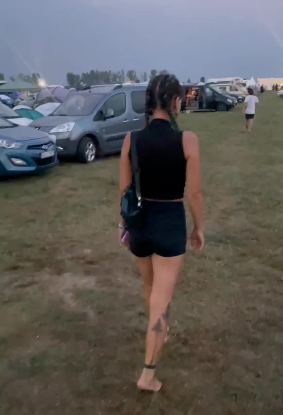 [gif] You've seen my boobs before, but first time showing my face on reddit 😅 : video clip