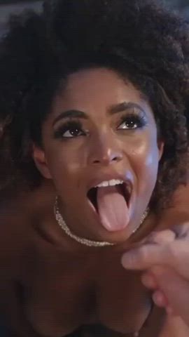 This incredible clip of Luna Corazon : video clip