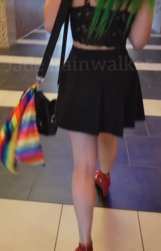 Certified small tits that love to show themselves while out and about [GIF] : video clip