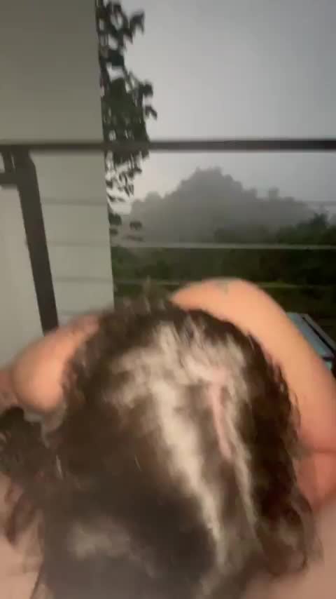 A blowjob a day keeps blue balls at bay : video clip