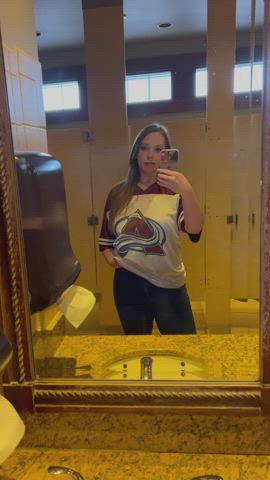 Couldn’t help airing them out in the restaurant bathroom! Kept hoping a guy would see me through the window in the door! [gif] : video clip