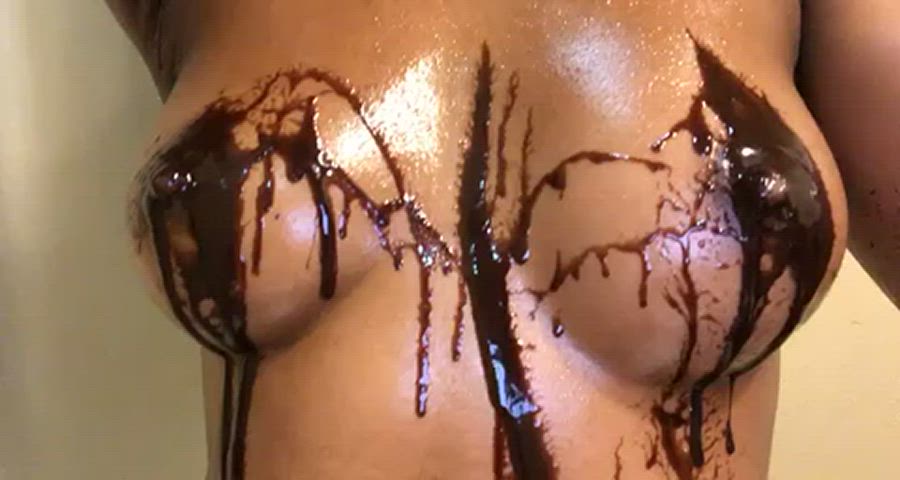 Lick this chocolate off me : video clip