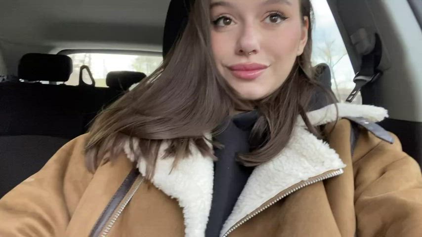 I'm not looking for a boyfriend, but if you're good at eating 🐱, I'll consider : video clip