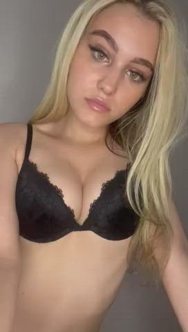 My tits gonna be bouncy for u : video clip