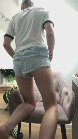 I get turned on half a turn when you stare at me so intently. : video clip