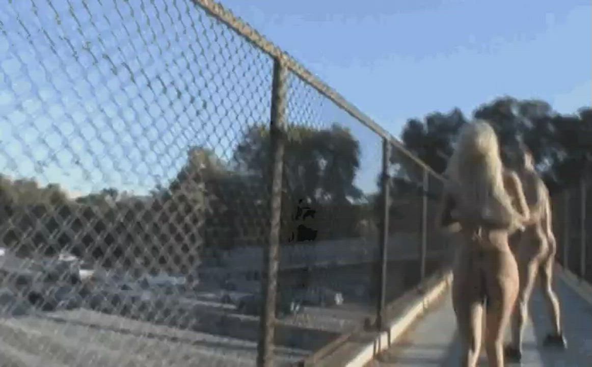 Waving To The Cars While Getting Banged : video clip