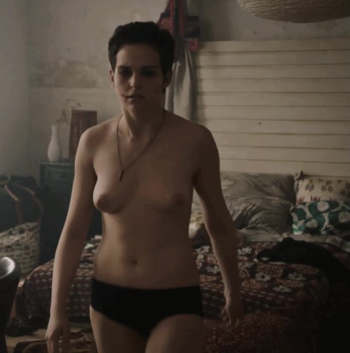 Sara Serraiocco in Counterpart [S1E6-2018] : video clip