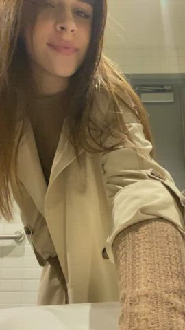 Do you like your 18 years old girl in that outfit.... I am ready for our date : video clip