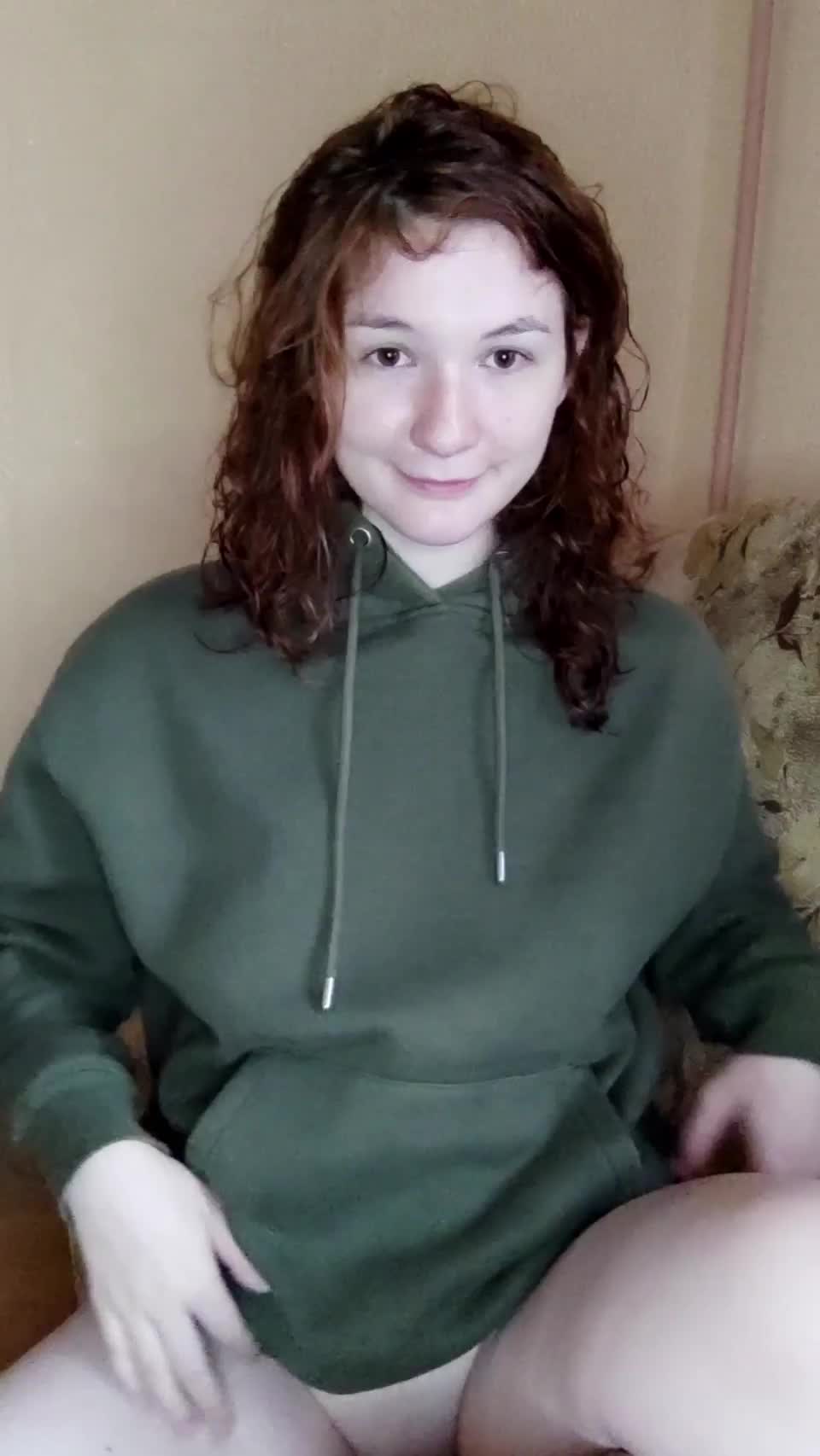 A quick drop for you horny gents <3 : video clip