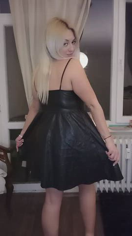 Oops, I forgot to wear panties today daddy ;) : video clip
