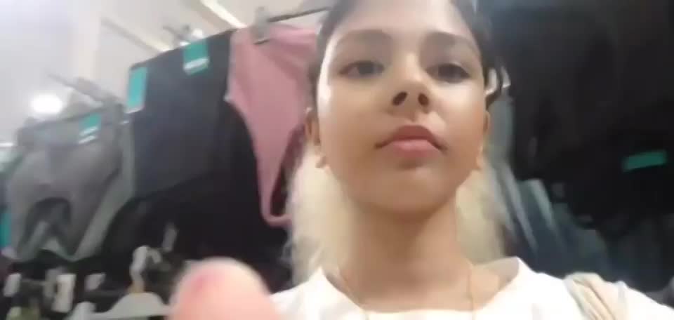 let's go shopping [GIF] : video clip