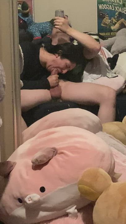 I love making her stuffies watch her try and take it all : video clip