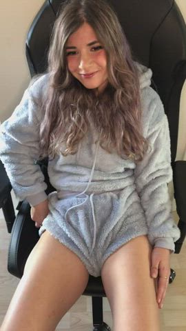 Would you play with me? 🙈💕 : video clip