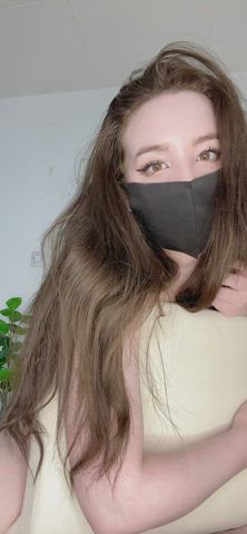 If I ask you nicely, would you cover me in cum? : video clip