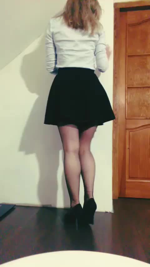 How do you like 20yo me?😈 (f) : video clip