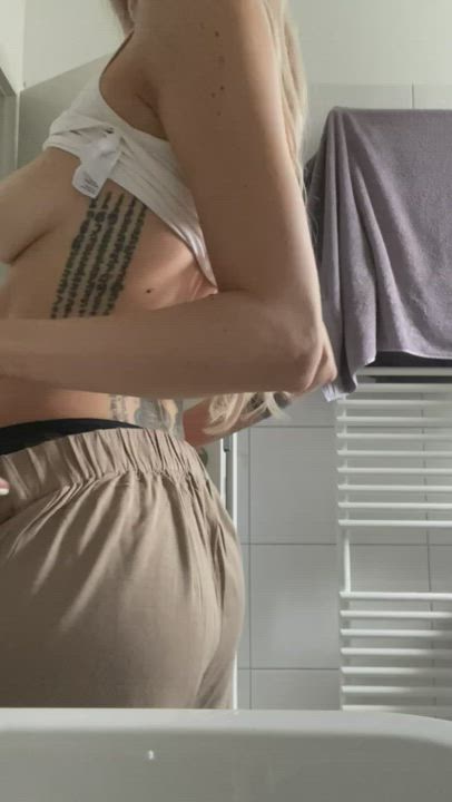 Thinking about to fuck one lucky redditor : video clip