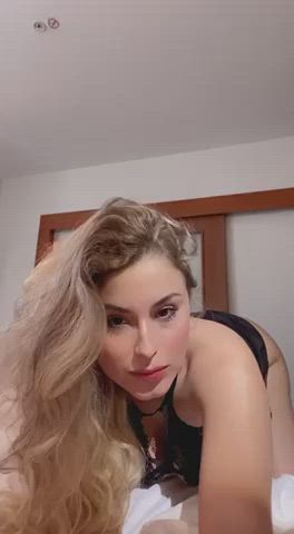 Do you like the view when i shake my ass : video clip