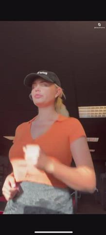 hot workout : video clip