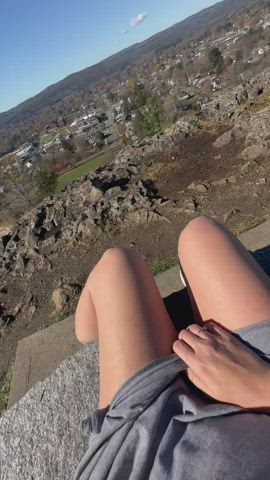Oops… I forgot to wear panties today : video clip