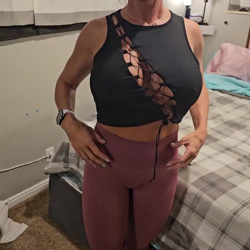 After the Gym Curvy [oc] : video clip