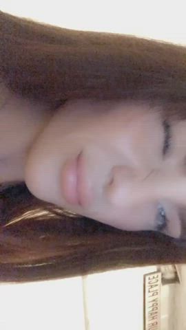 anyone know this baddie : video clip