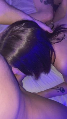 [FFM] Making my bestie cum while she sucks my husbands cock (OC) : video clip