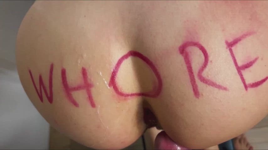 His favorite hole : video clip