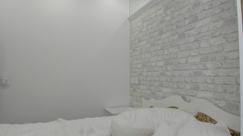 A little window to my bedroom : video clip