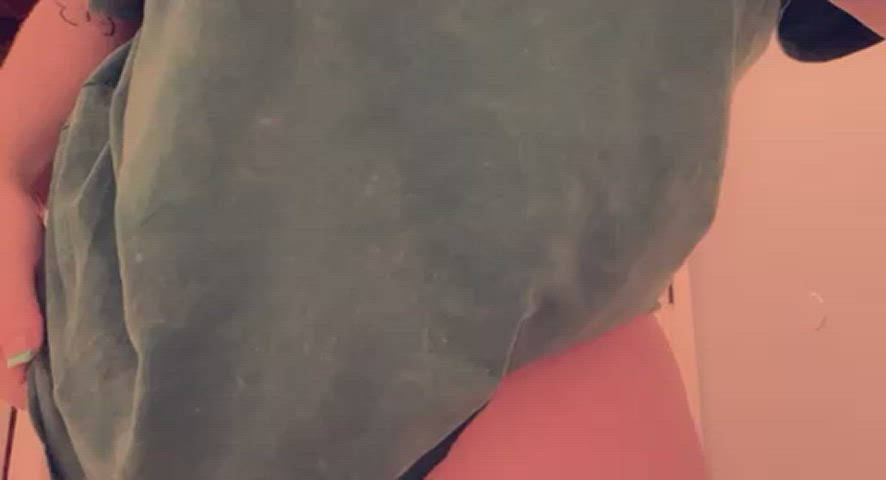 Who can lick me clean… : video clip