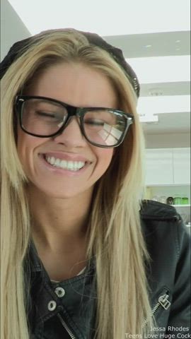 Jessa Rhodes - 2015 : video clip
