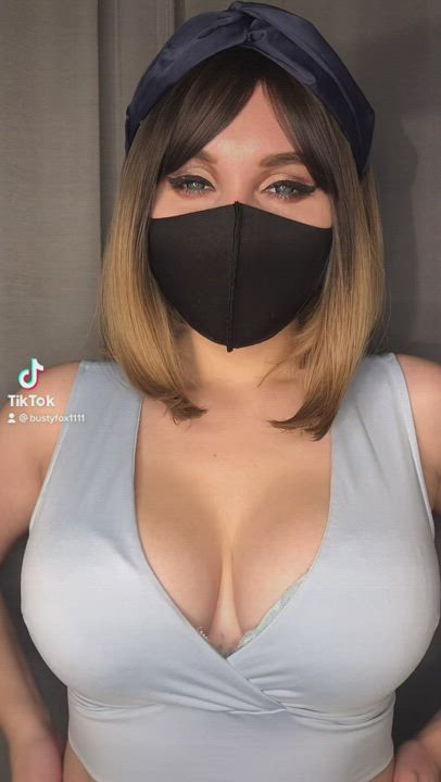 some bouncing boobs for y’all this evening :) : video clip