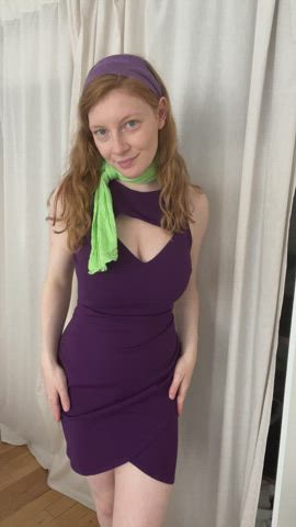 Here's your chance to breed a very busty Daphne... : video clip