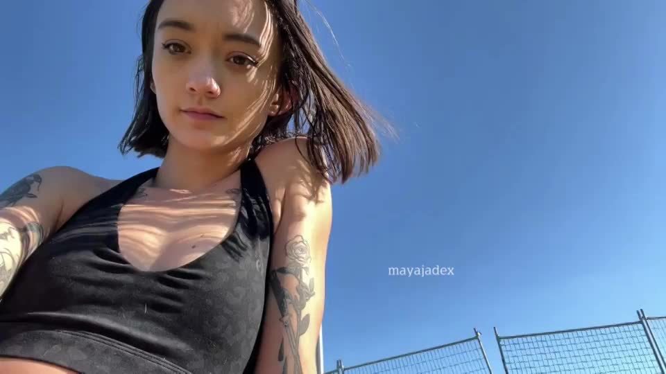 quick flash on this beautiful day before my work out : video clip