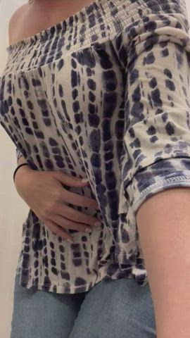 I hope you like my shirt : video clip
