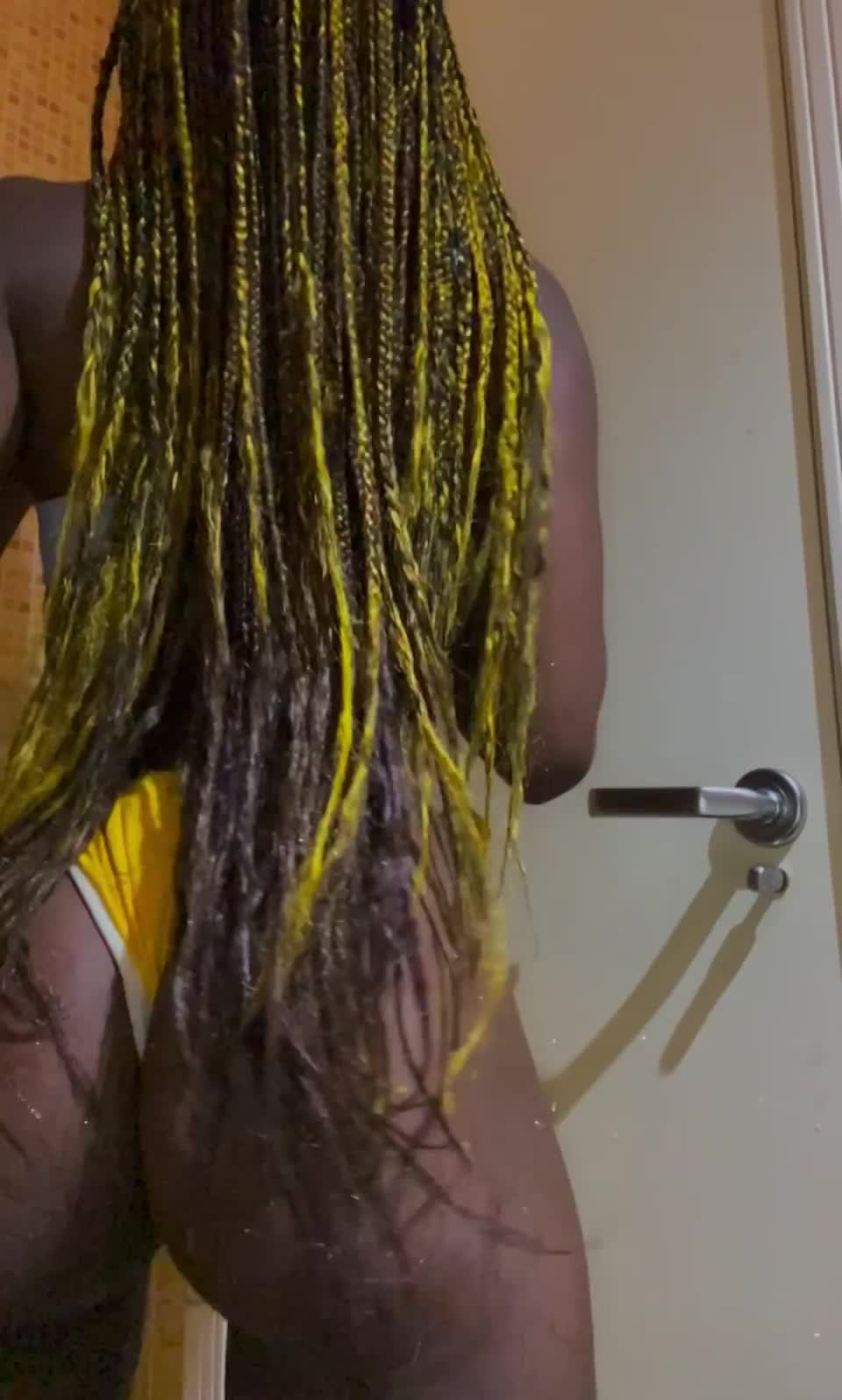 Let me be your first ebony cutie : video clip