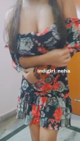 Love my big natural boobs and juicy ass : video clip