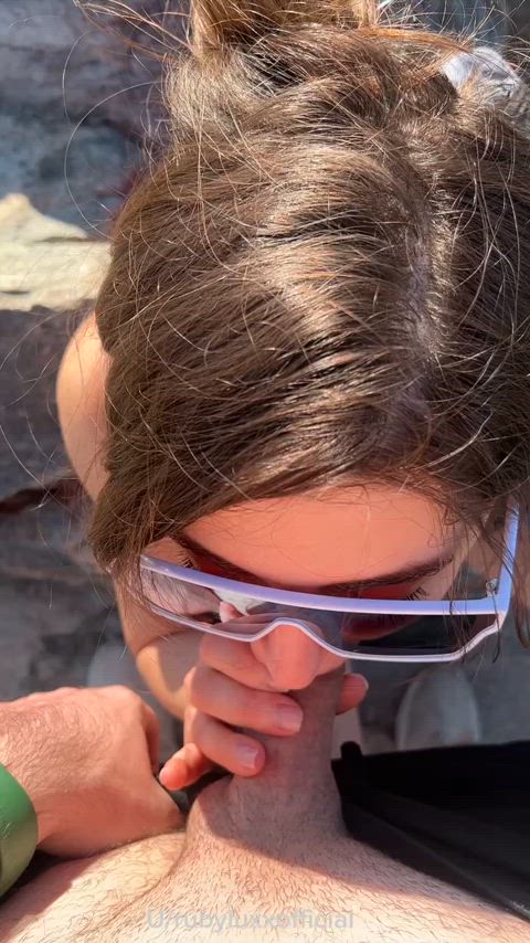 I do this for all my hiking buddies : video clip