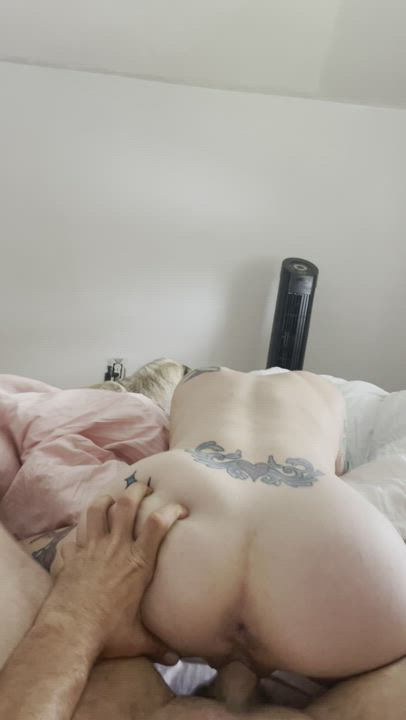 I’ll ride your cock raw if you promise not to pull out.. : video clip