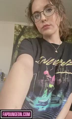 Surprise Reveal : video clip