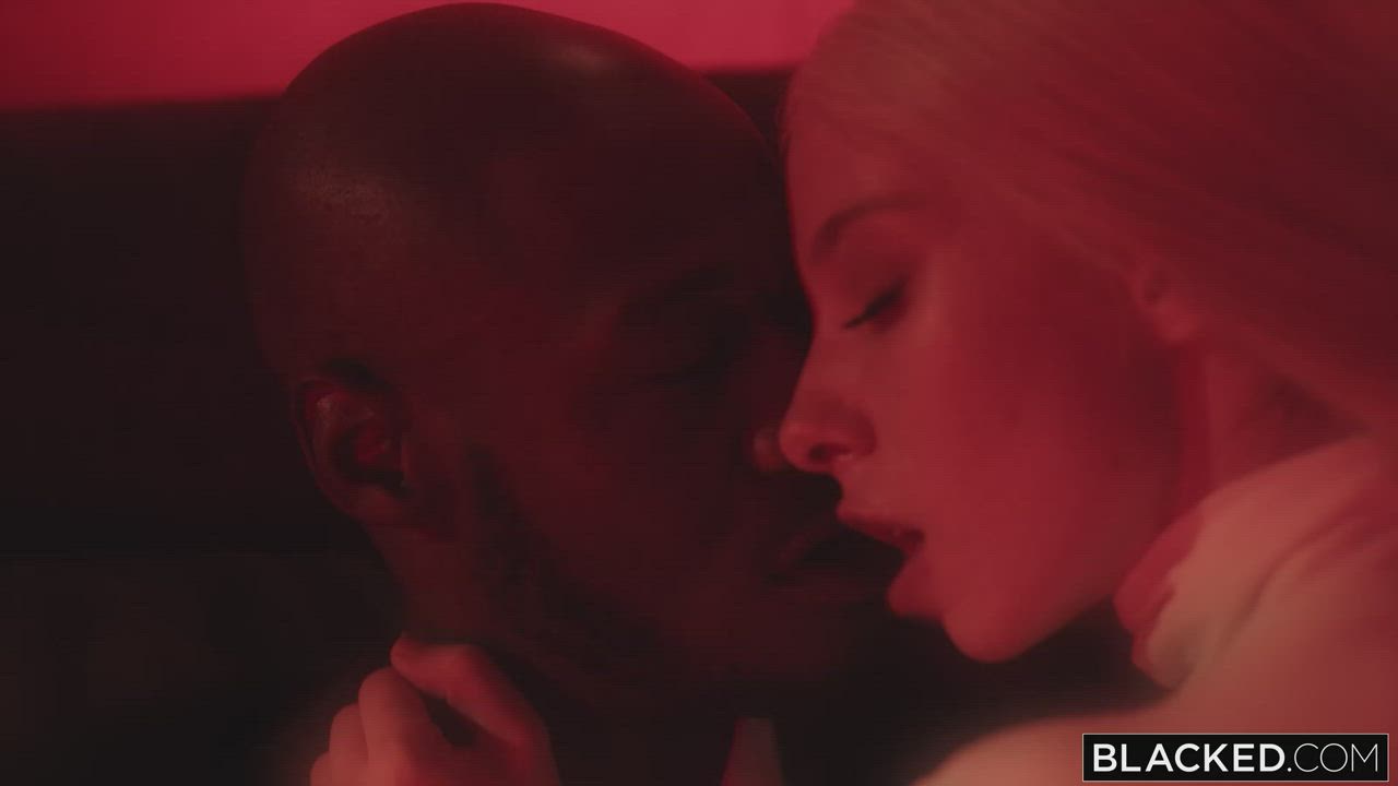 Kenzie Reeves - Pipe Dream 2 : video clip