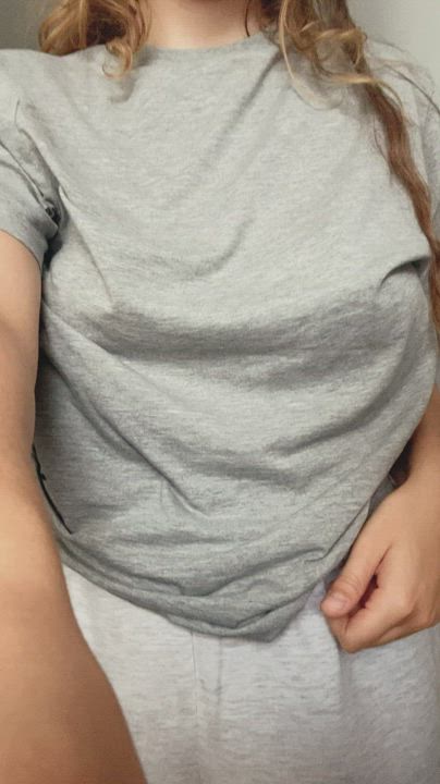 Xxxtra cute and busty today, what do you think? : video clip